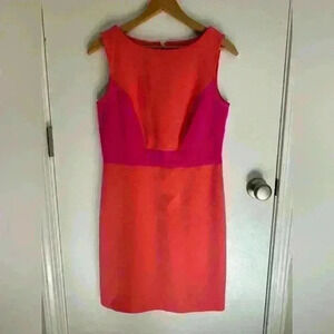 Coral and pink Ann Taylor LOFT dress fitted and stretchy fabric size 4